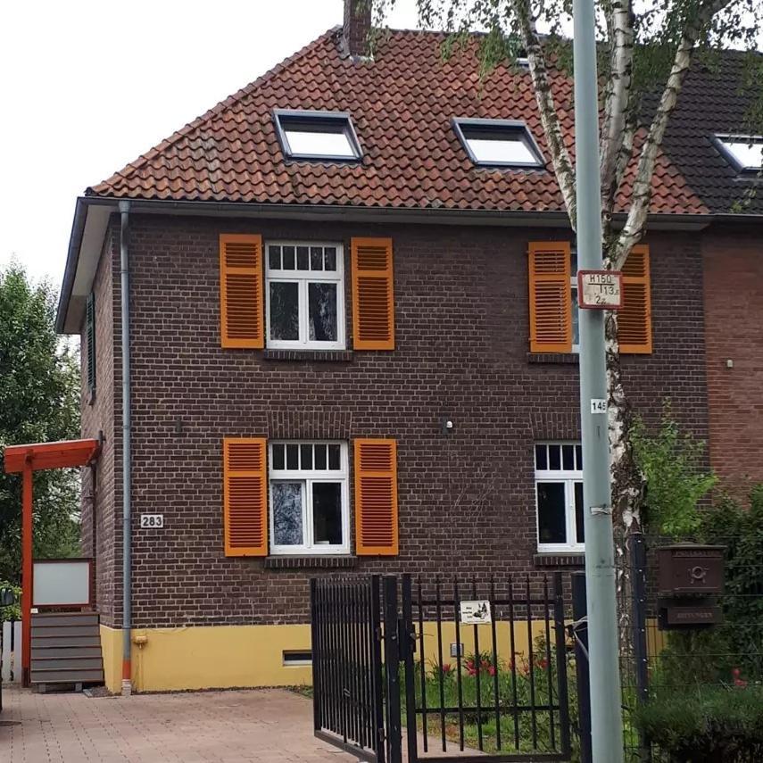 Helles Dachgeschoss-Appartement 克雷费尔德 客房 照片